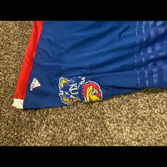 Kansas Jayhawks player shorts National champions size XL - Picture 2 of 4